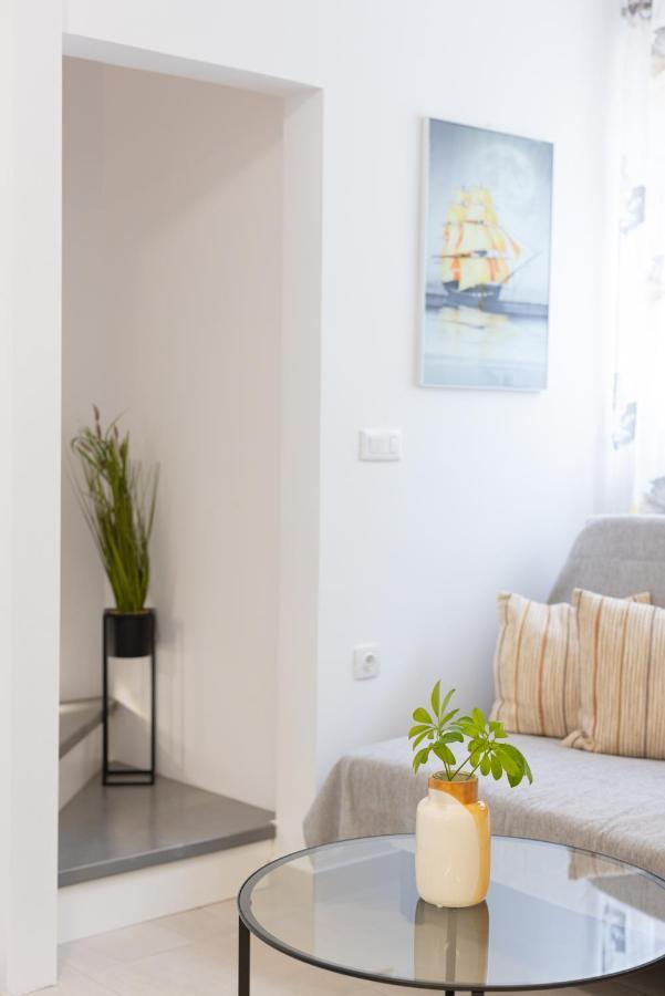 נאפפליו Magdalenia'S Cozy Apartments מראה חיצוני תמונה